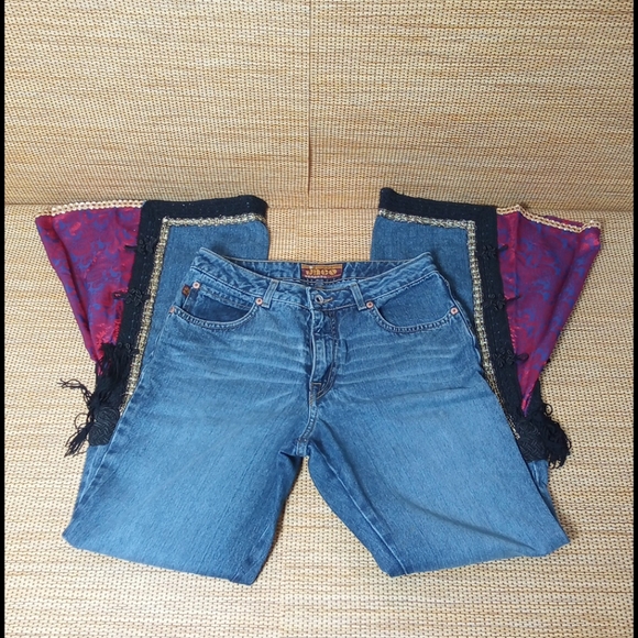 Vintage JNCO Bell Bottom Jeans Sz 7 - Picture 3 of 9